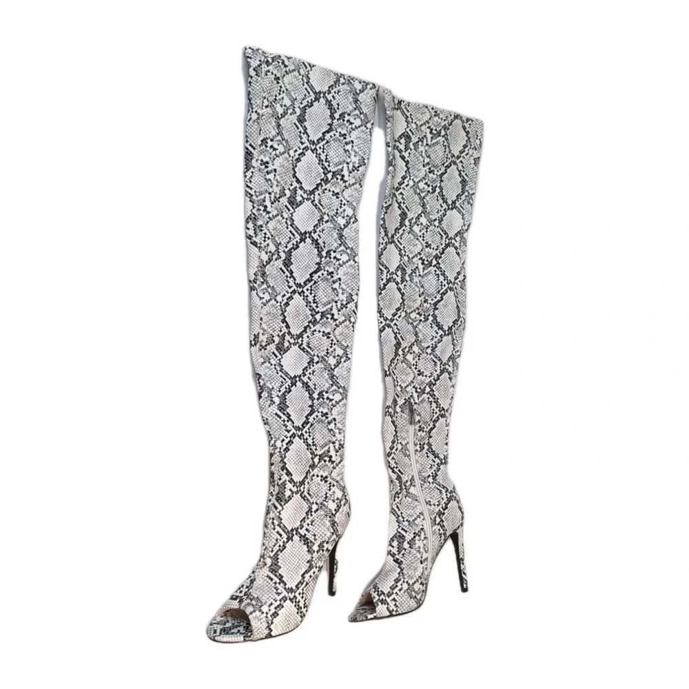 Chase + Chloe Snakeskin print Thigh High heeled peep toe Boots women’s size 10
